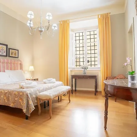 Duccio Centro Storico Apartamento *
